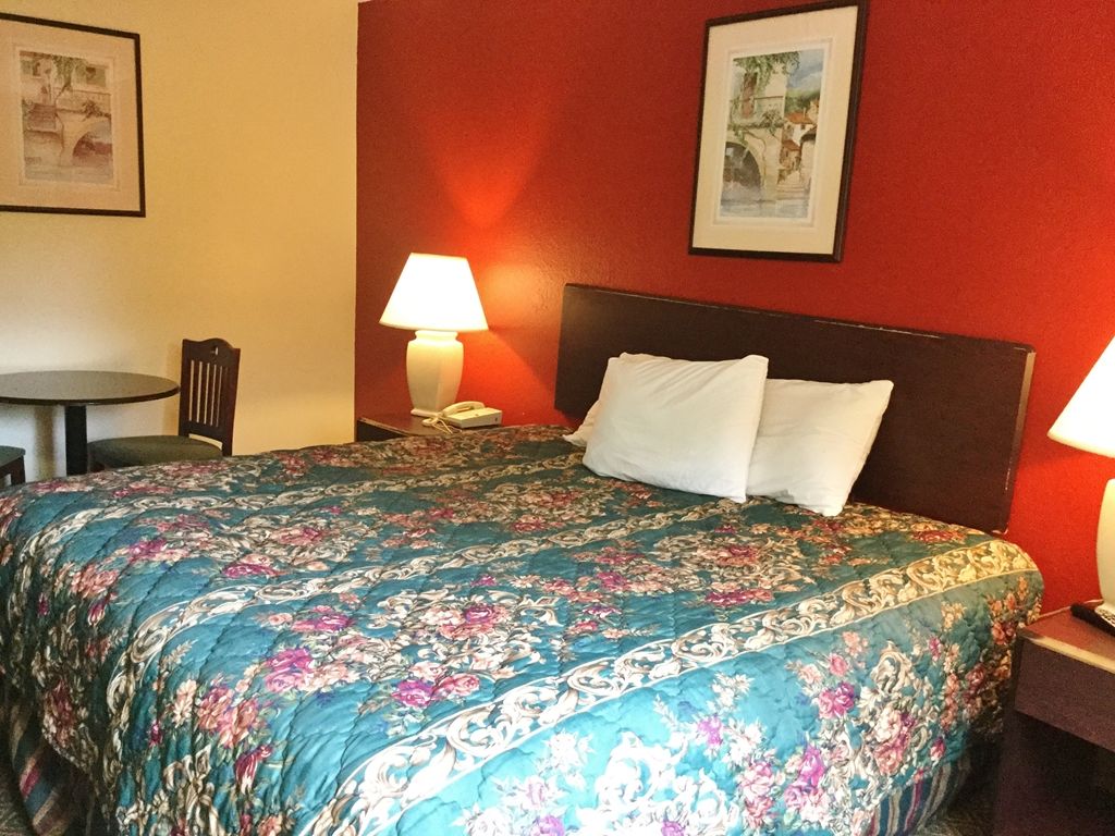 Rodeway Inn Benton Værelse billede